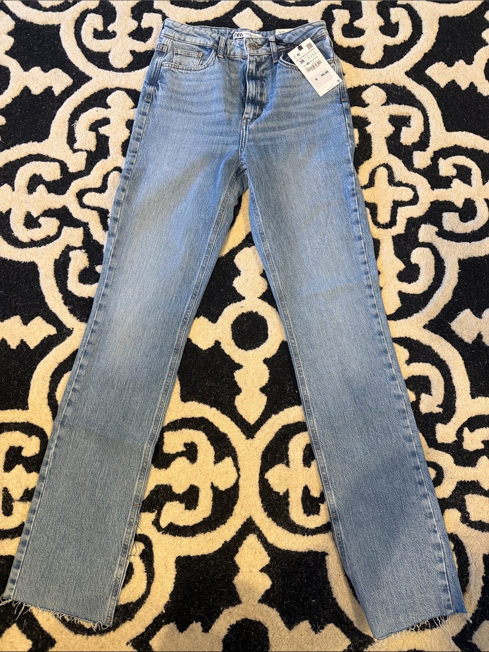 Womens Zara High-Rise Slim/Flare Leg Jeans - Light Blue NWT!